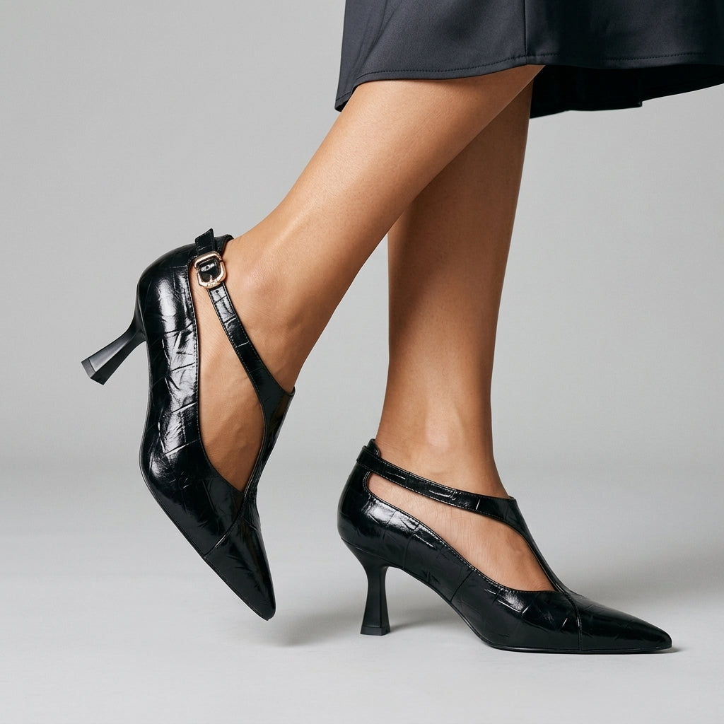 Avery Cut-Out Kitten Pump