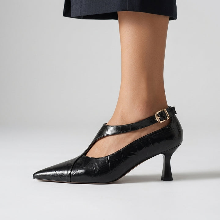 Avery Cut-Out Kitten Pump