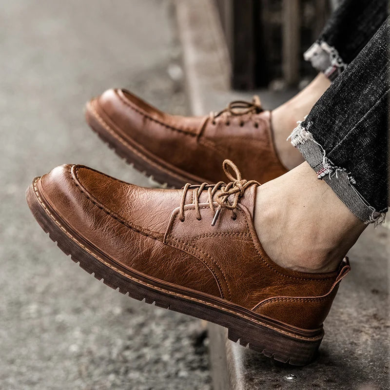 Conrad Moc-toe Leather Shoe