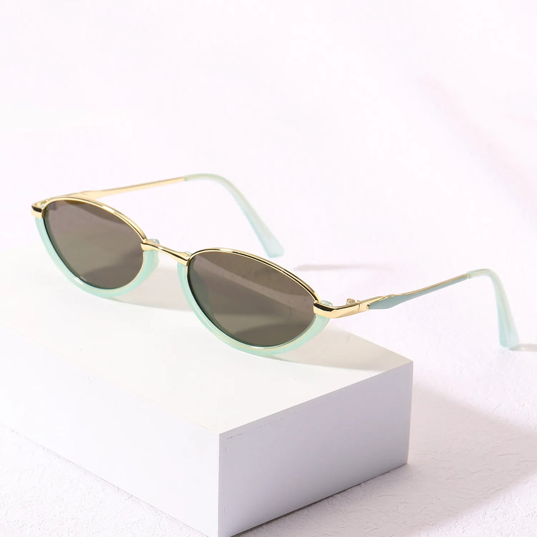 The Élan Cat-eye Sunglasses