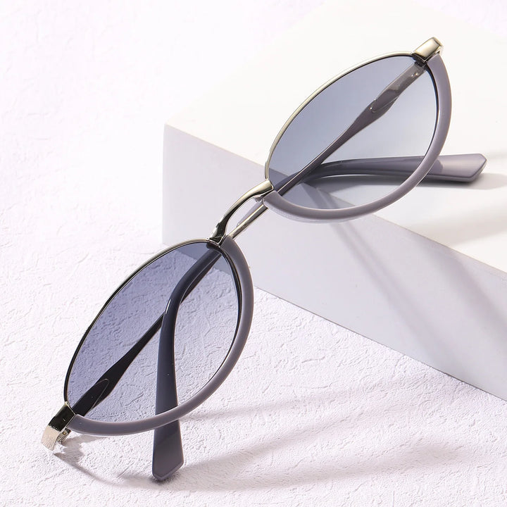 The Élan Cat-eye Sunglasses