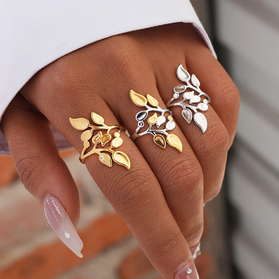 Contour Botanical Ring
