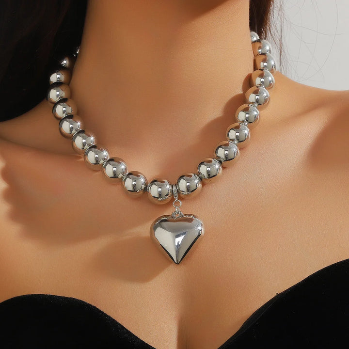 Contour Pendant Bead Necklace