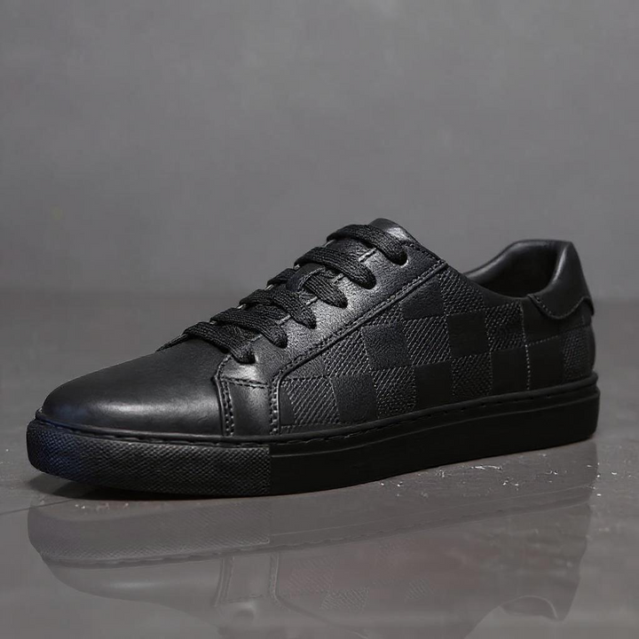 Johnny Leather Low Top Sneaker
